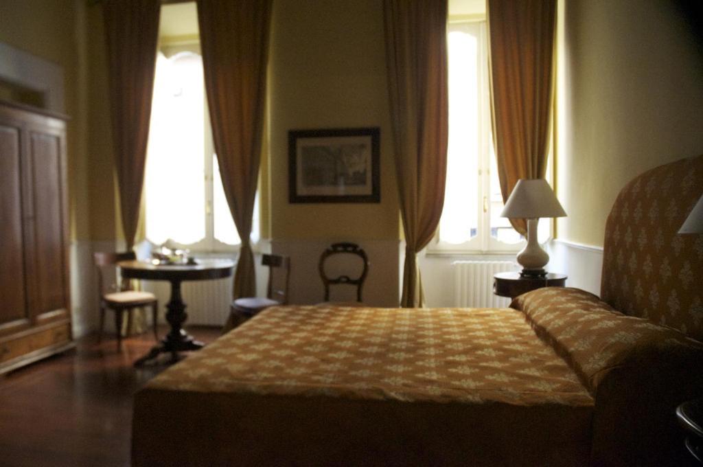 Relais Teatro Argentina Bed & Breakfast Rome Ruang foto