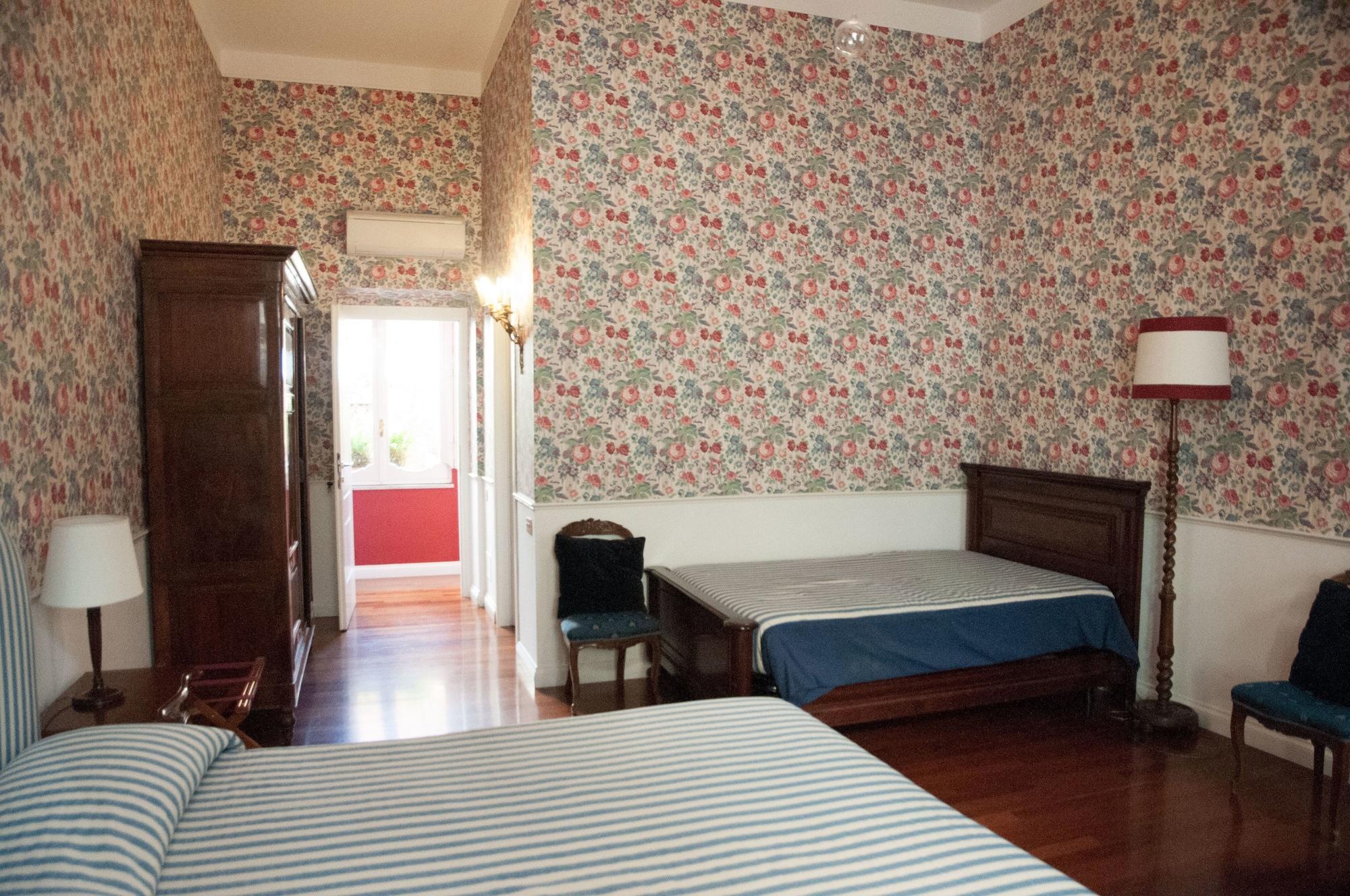 Relais Teatro Argentina Bed & Breakfast Rome Bagian luar foto