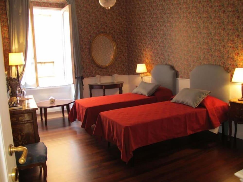 Relais Teatro Argentina Bed & Breakfast Rome Bagian luar foto